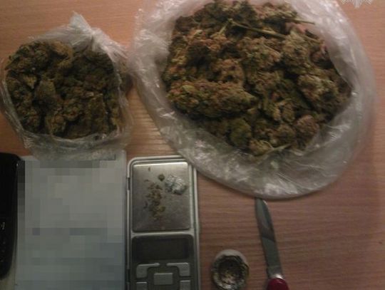 Bliźniaczki - dilowały razem, posiedzą osobno