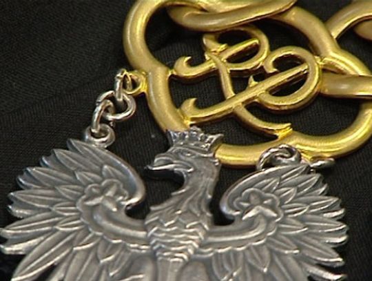 Bójka z nożem - na oczach policji