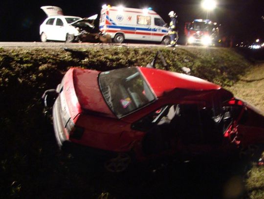 Brawurowe wyprzedzanie? Wypadek w Zajączkowie - dwie osoby zginęły, dwie są ciężko ranne