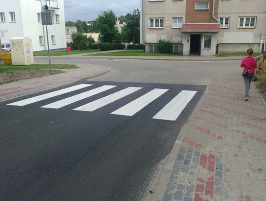 Budują chodniki, remontują drogi