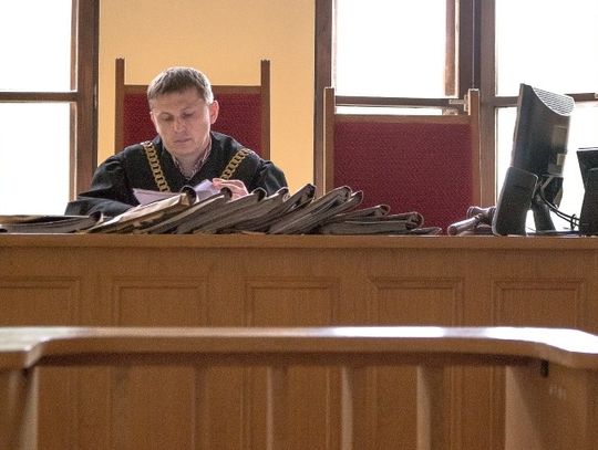 Burmistrz Nowego Stawu i prezes GS w sądzie