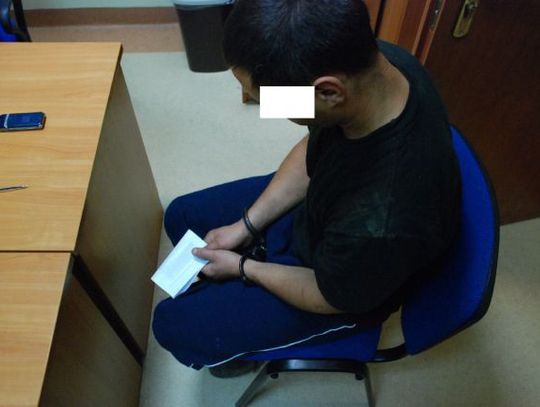 Butelką w głowę - libacyjna bitka