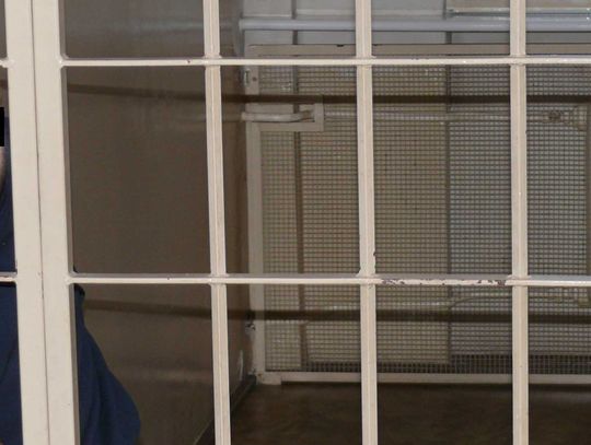 "Byłem zdenerwowany" - wyżywał się na ogrzewaczu. Z pubu do aresztu