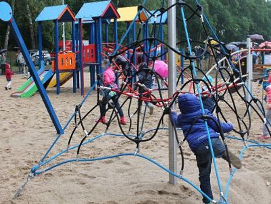 Było ściernisko, będzie rolkowisko i boisko. Łapiszewo ma swoje Akuku