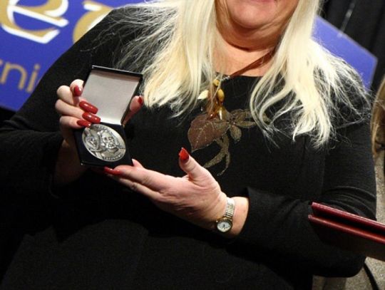 Cenne wyróżnienia - medal Pro Domo Trsoviensi dla Amerykanki