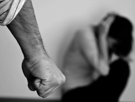 „Chcę w końcu przerwać to piekło” - Ofiary mogą znaleźć pomoc