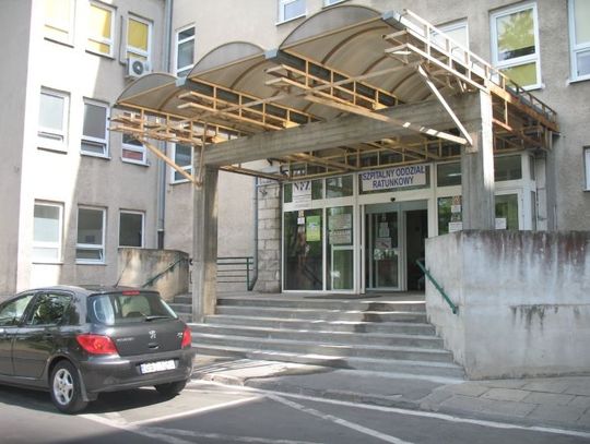 Chorzy na raka znów w niepewności - KCZ walczy o kontrakt