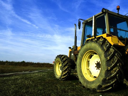 Ciągnik przygniótł traktorzystę