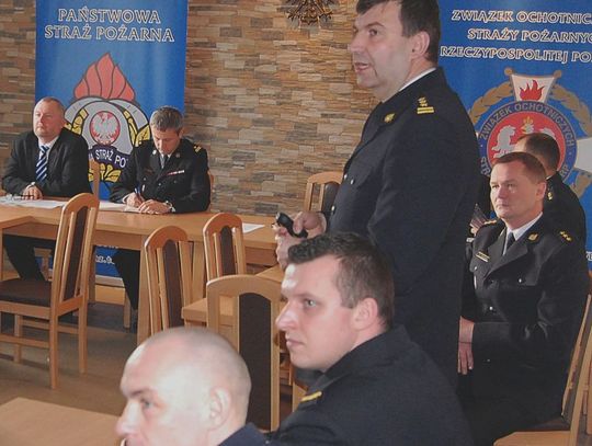 Co 5 godzin ratowali mienie i życie 