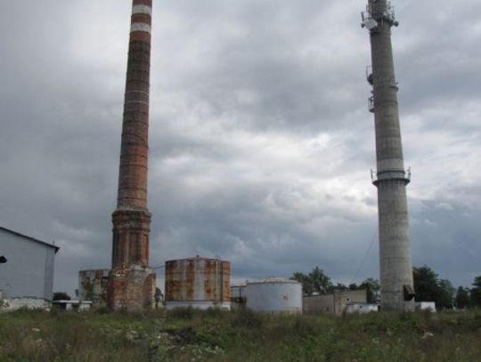 Co po cukrowni, trzy warianty zagospodarowania: pływalnia, hotel, park, boiska i nowe kamienice 