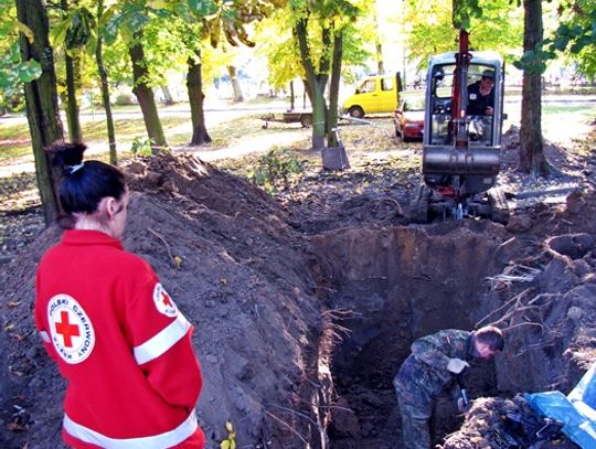 Coraz więcej ludzkich szczątków  