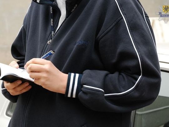 Cywilny "podoficer" łapał piratów drogowych i karał za wykroczenia