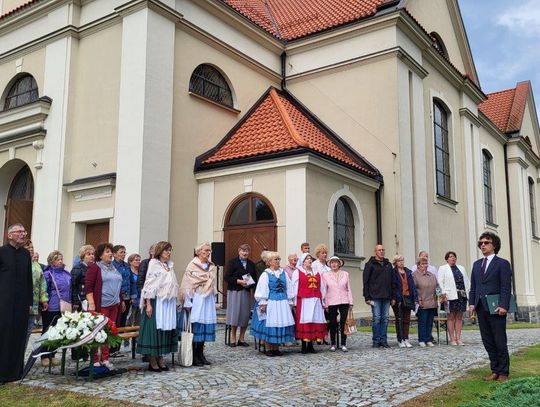 Czas nie zatarł pamięci. Piękna inicjatywa społeczności sołectwa i parafii Pinczyn