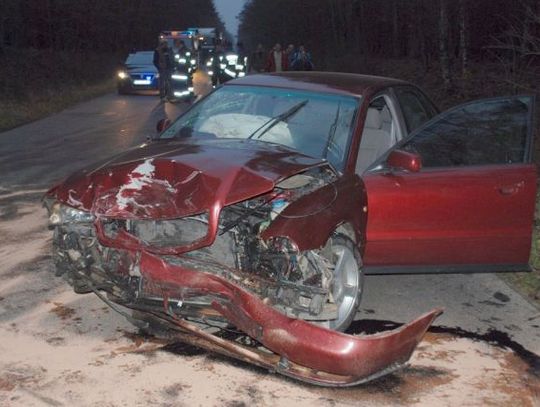 CZOŁOWE ZDERZENIE NA DRODZE NA PAŚNICĘ