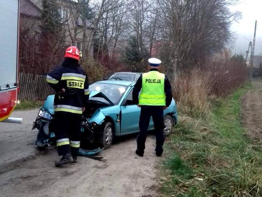 Cztery osoby ranne w porannym wypadku w Smętowie Chmieleńskim.
