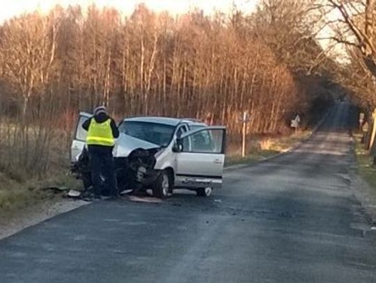 Cztery osoby ranne w wypadku