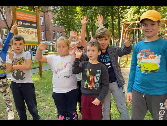 Czy niesłyszący mogą śpiewać? Tak! W Wejherowie nagrali piosenkę „Język życia” 