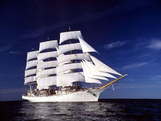 Dar Młodzieży wygrywa drugi etap Tall Ships’ Races!