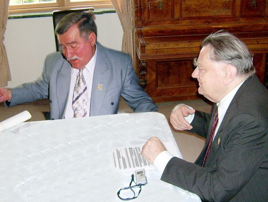 Demonstracja w 20-rocznicę &quot;Nocnej zmiany&quot;