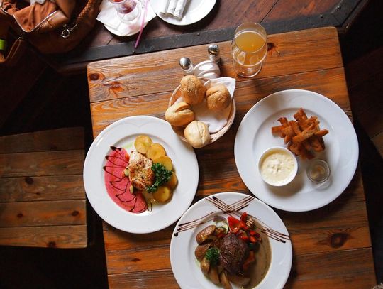 Dlaczego warto chodzić do restauracji?
