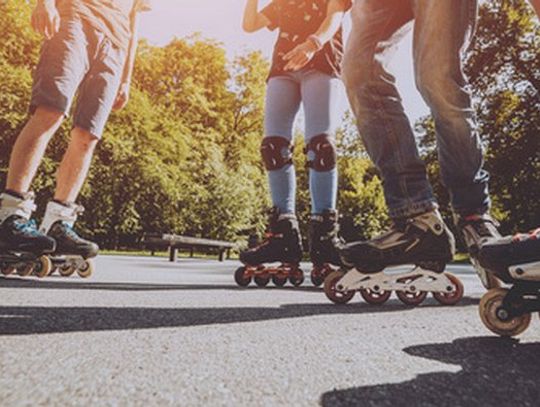 Dlaczego warto jeździć na rolkach?