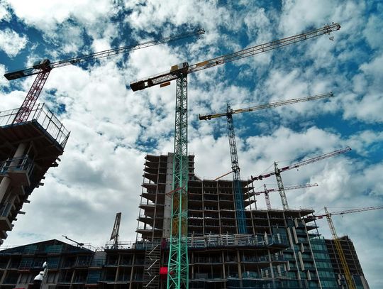 Do czego służy przekładnia kątowa?