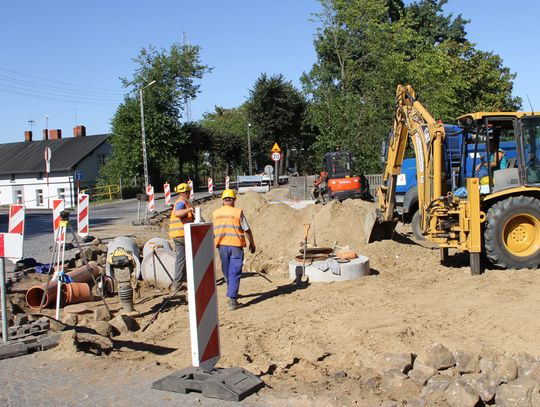 Do połowy listopada będzie nowe rondo. Na razie utrudnienia