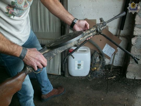 Domowy arsenał: Mauser, Pepesza, pociski artyleryjskie, głowice pancerfaust