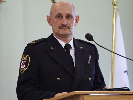 DONOSY NA PSIE KUPKI. Filmy i zdjęcia podstawą do nałożenia mandatu na osoby niesprzątające po swoich psach?