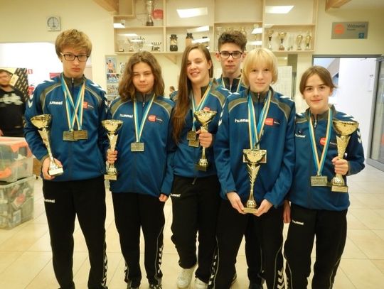 Doskonały start pływaków MAL WOPR