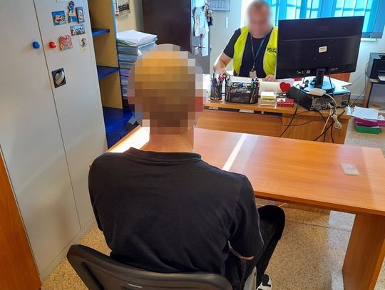 Dotkliwie pobił przypadkową osobę, sąsiadom groził pozbawieniem życia