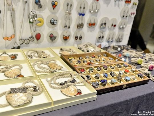 Dowiedz się, jak stworzyć twórczy biznes