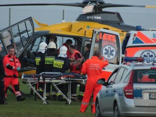 Dramat na drodze - Wjechała w idące poboczem dzieci 