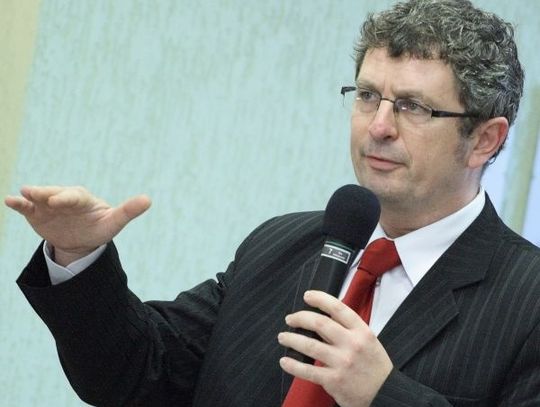 Drogi niczym ciemne tunele. Radni apelują o lepsze oświetlenie ulic w mieście