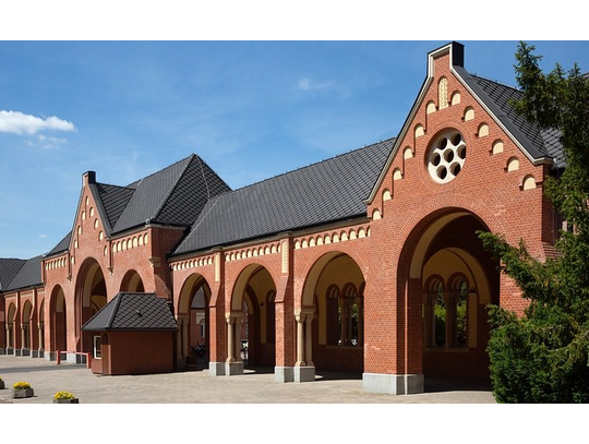 Drugie życie zabytkowych dachów. Te obiekty będą bezpieczne przez następne sto lat