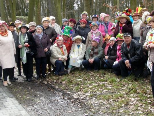 Drzewo i wiosna w rolach głównych