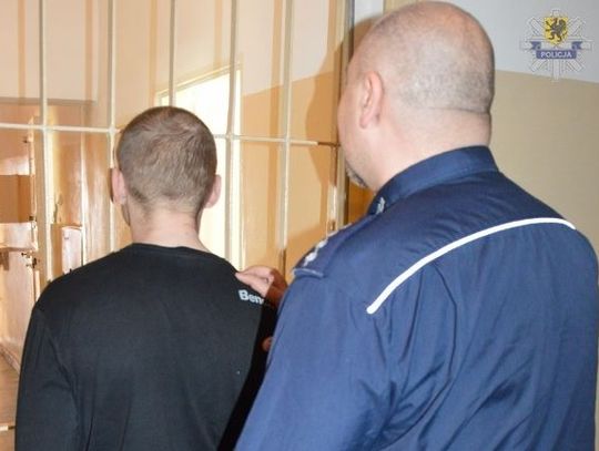 Dwaj bracia z Tczewa ukradli alkohol warty 560 zł