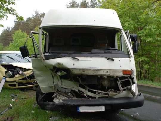 Dwie osoby ranne w wypadku pod Chojnicami