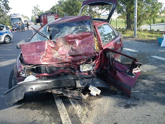 Dwie osoby zginęły w wypadku samochodowym