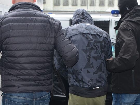 Dwóch mieszkańców Ostrowca Świętokrzyskiego pobiło bez powodu mieszkańców Gdańska.