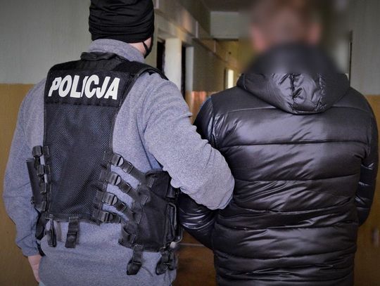 Dwóch sprawców po alkoholu dotkliwie pobiło 60-latka...