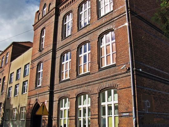 „Dwójka” odstaje od pozostałych gimnazjów – dlaczego?