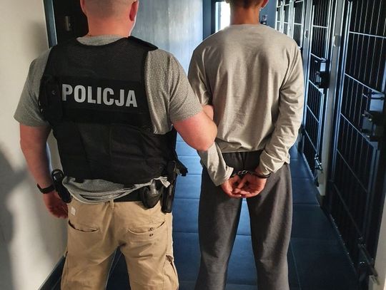 Dzięki policjantom sprawca kradzieży rozbójniczej trafił do aresztu