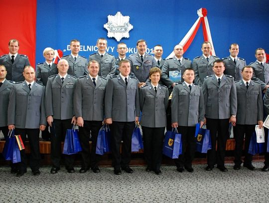 Dzielnicowy 2010 roku - na oblodzoną górkę po laury