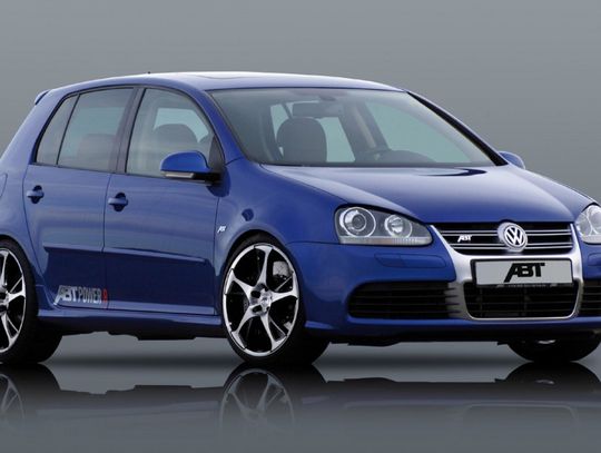 Dziennie kradną 43 auta. Łupią najczęściej volkswageny golfy i passaty