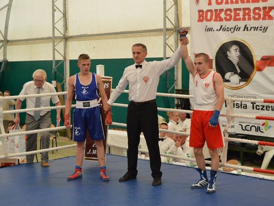 Efektowny nokaut Rosjanina. Turniej Bokserski im. Józefa Kruży 