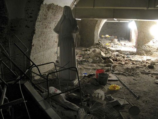 Ekskluzywne delikatesy, winiarnia w Wielkiej Zbrojowni