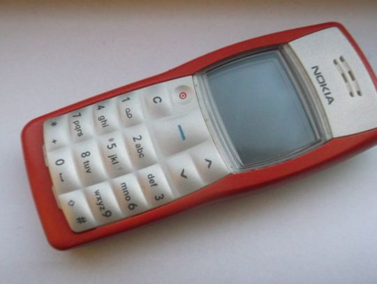 Eksperci ci wyjaśnią - umowa zawierana na telefon