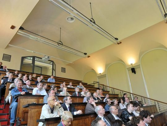 Elektrycy - z prądem. Drugie zabytkowe audytorium Politechniki Gdańskiej po remoncie i restauracji