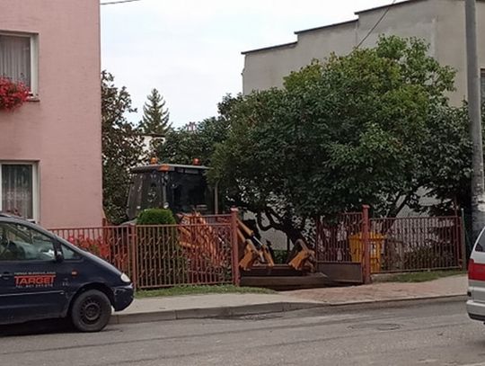 Ewakuacja 50 osób w wyniku uszkodzenia RURY GAZOWEJ w Gniewie